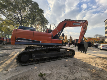 Pásové rýpadlo DOOSAN DX300LC