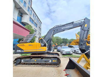 Pásové rýpadlo Hyundai 220LC-9S Excavator: obrázok 3
