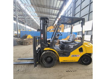 Dieselový vysokozdvižný vozík KOMATSU