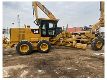 Zrovnávač CATERPILLAR 140H