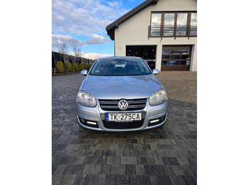 Sedan VOLKSWAGEN