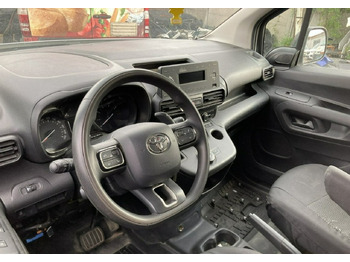 Furgon TOYOTA Proace