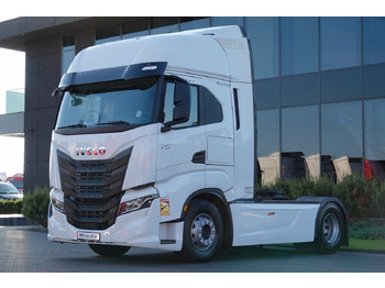 Ťahač IVECO S-WAY