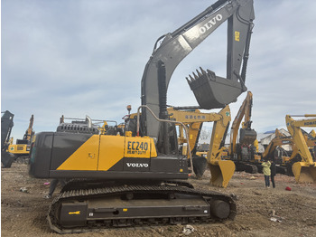 Pásové rýpadlo VOLVO EC240