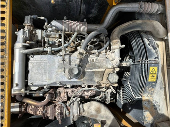 Pásové rýpadlo JCB JS 240 N LC: obrázok 3