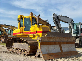 Buldozér KOMATSU D61PX-15