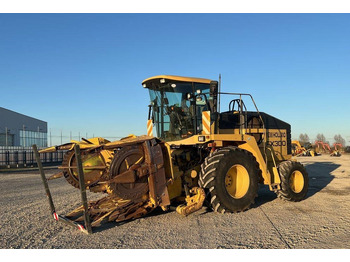 Obilný kombajn NEW HOLLAND
