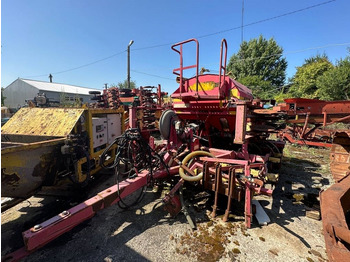 Leasing Vaderstad Rapid400F  Vaderstad Rapid400F: obrázok 1