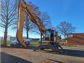 Kolesové rýpadlo LIEBHERR A 904 C