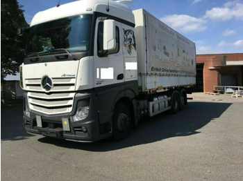 Plachtové nákladné vozidlo MERCEDES-BENZ