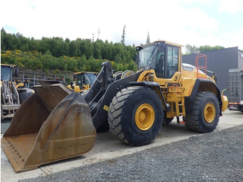 Kolesový nakladač VOLVO L220H