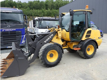Kolesový nakladač VOLVO L25F