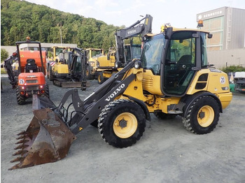 Kolesový nakladač VOLVO L25F