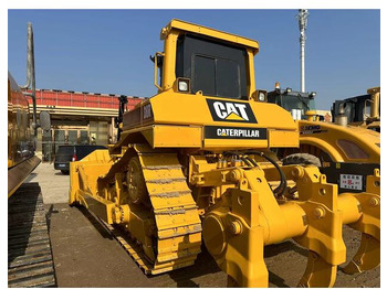 Buldozér CATERPILLAR D8R