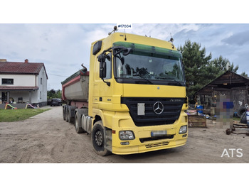 Ťahač MERCEDES-BENZ Actros 1844