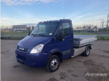 Skříňový nákladní auto IVECO