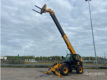 Teleskopický nakladač JCB