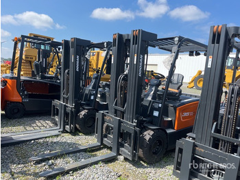 Elektrický vysokozdvižný vozík DOOSAN