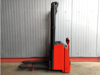 Stohovač LINDE L14