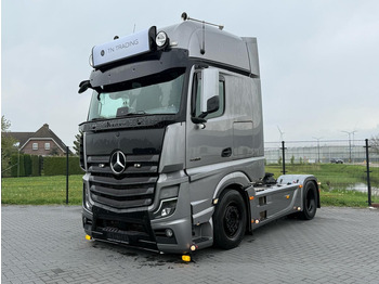 Ťahač MERCEDES-BENZ