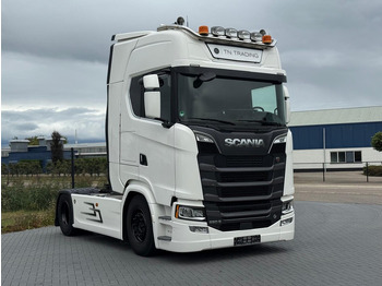 Ťahač SCANIA S