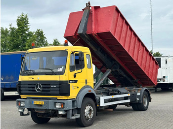 Hákový nosič kontajnerov MERCEDES-BENZ SK
