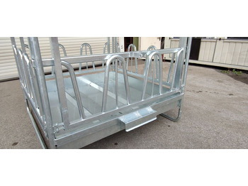 Leasing  Kerbl Viereckraufe mit Palisadenfressgitter (15921) Kerbl Viereckraufe mit Palisadenfressgitter (15921): obrázok 2