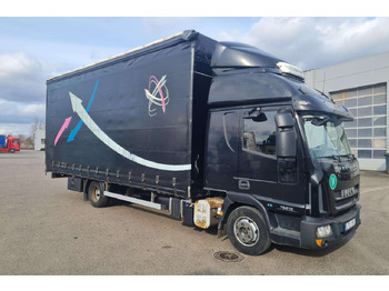 Plachtové nákladné vozidlo IVECO