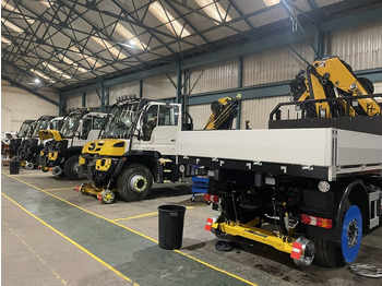 Auto s hydraulickou rukou UNIMOG: obrázok 3