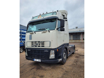 Ťahač VOLVO FH13 440