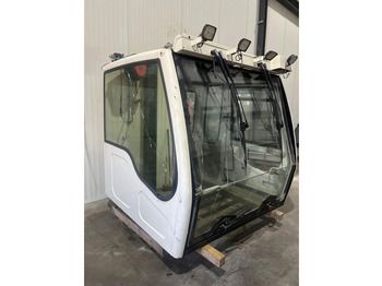 Kabína a interiér LIEBHERR