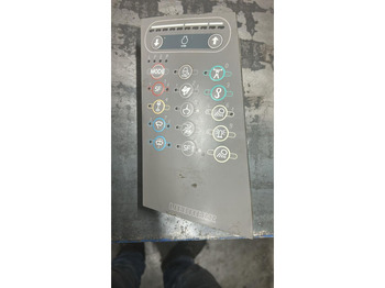 Palubná doska LIEBHERR