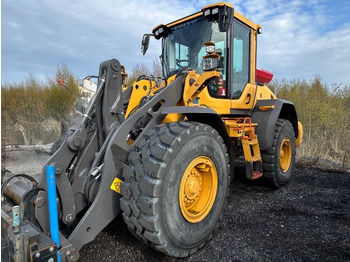 Kolesový nakladač VOLVO L90H