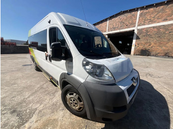 Minibus PEUGEOT