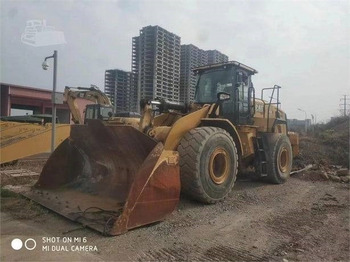 Kolesový nakladač CATERPILLAR 966