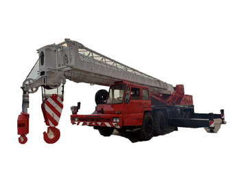 Autožeriav TADANO TG-700E
