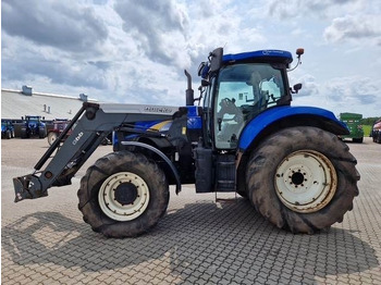 Traktor NEW HOLLAND T6000