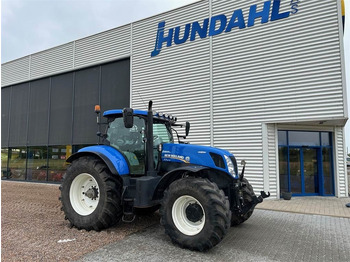 Traktor NEW HOLLAND T7.270