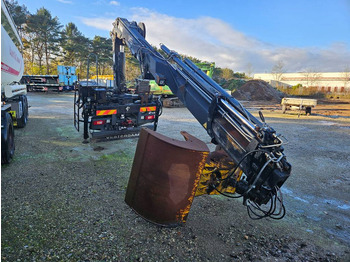 Auto s hydraulickou rukou VOLVO