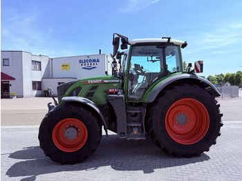 Traktor FENDT 722 Vario
