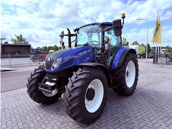 Traktor NEW HOLLAND T5