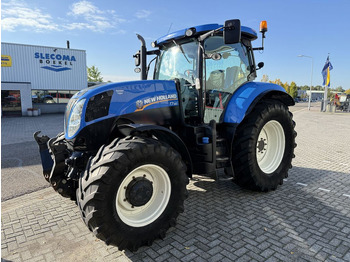 Traktor NEW HOLLAND T7