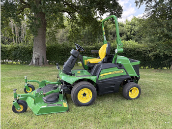 Záhradná kosačka JOHN DEERE