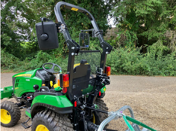 Nový Kompaktný traktor John Deere 2026R compact tractor: obrázok 3