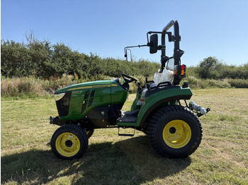 Kompaktný traktor JOHN DEERE 2R Series