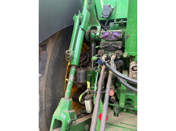 Traktor John Deere 8R 370: obrázok 5