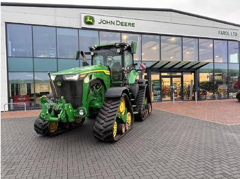 Traktor JOHN DEERE