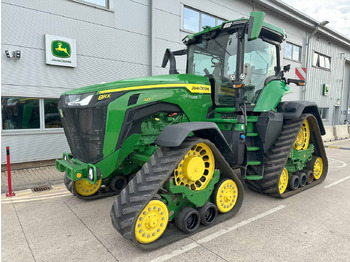 Traktor JOHN DEERE
