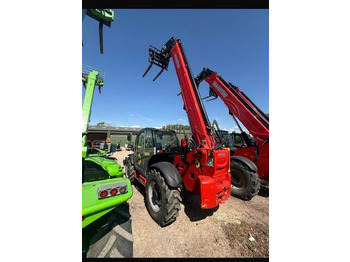 Teleskopický nakladač MANITOU