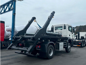 Sklápač, Auto s hydraulickou rukou MAN TGS 18.400 4x4  Euro 6e Hyva Absetzkipper: obrázok 3